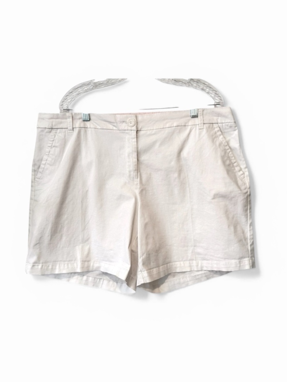 Crown & Ivy Curvy White Lightweight Cotton Twill High Rise Relaxed Shorts 18W